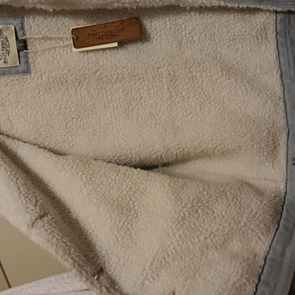 Ashley Vintage Sherpa Denim Jean Jacket - Picture 7 of 14